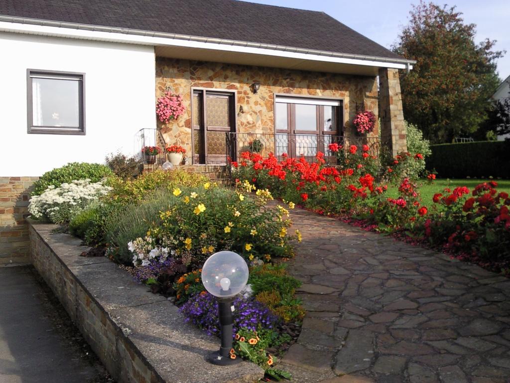 La Parenthese Hotel Libramont-Chevigny Exterior foto